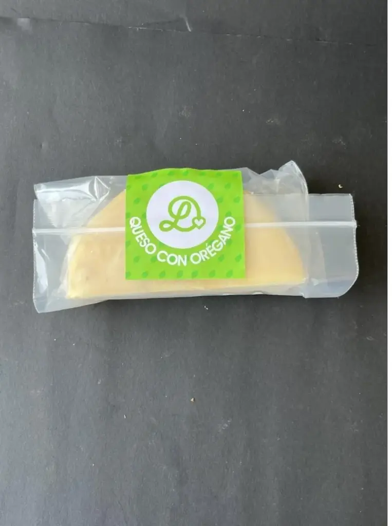 Queso con orégano 250 gr