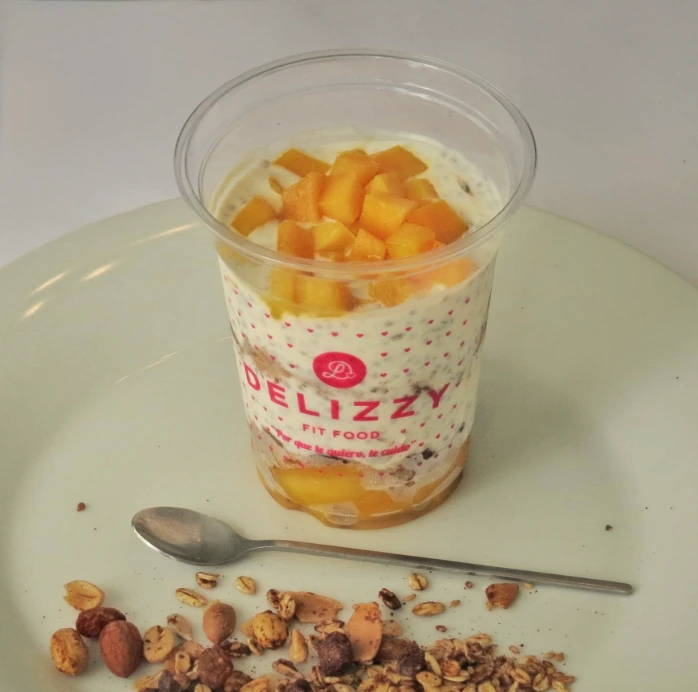 Parfait Maracumango con Granola